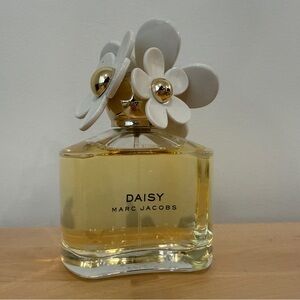 Marc Jacobs Daisy Eau de Toilette – 3.3 oz (Used Once)